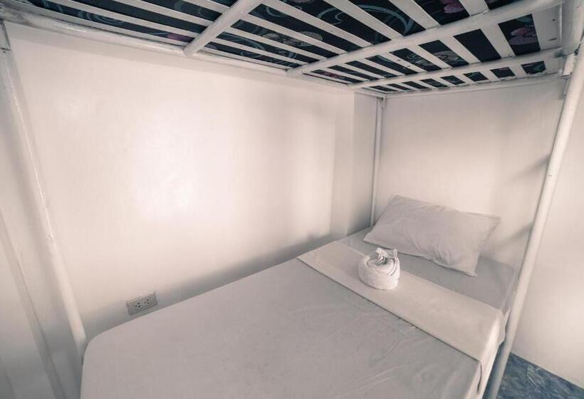 Quarto Economy, Chill Out Hostel