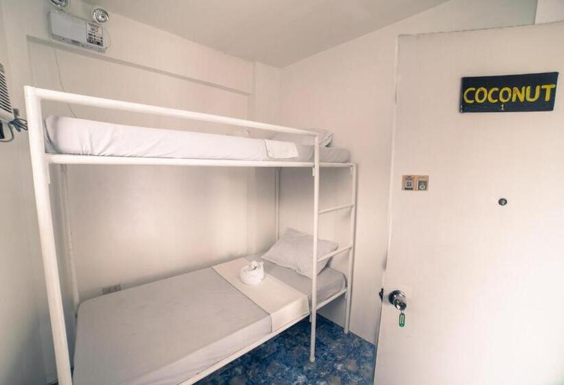 Quarto Economy, Chill Out Hostel