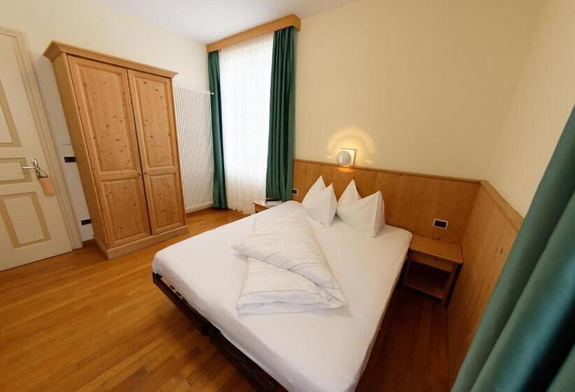 Номер Стандарт, Guesthouse   Cultural Center Gustav Mahler