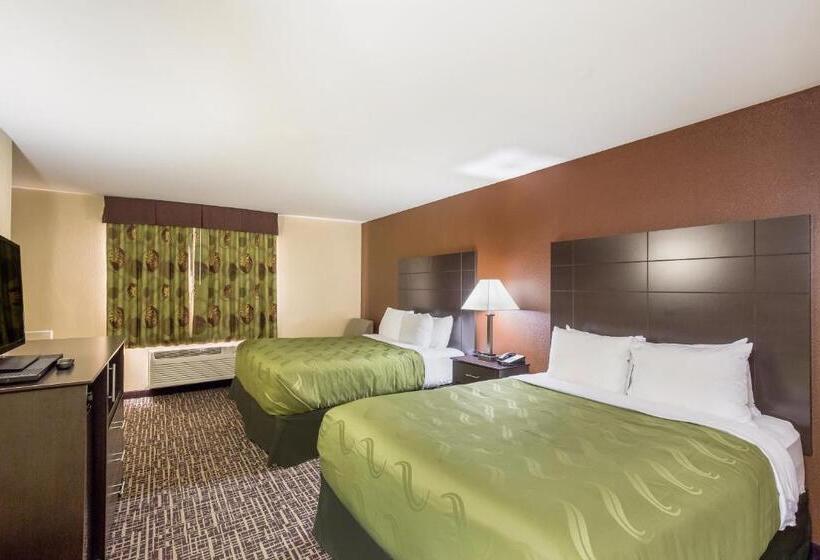 Standard Værelse, Quality Inn & Suites Caseyville  St. Louis