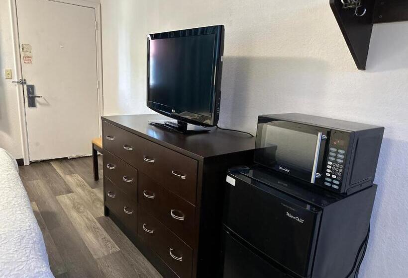 اتاق لوکس, American Inn & Suites Bishop Airport Flint