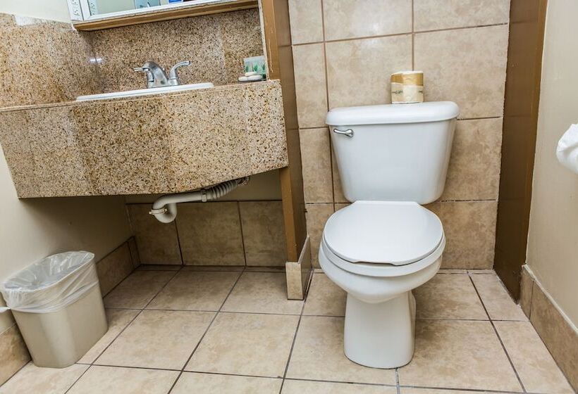 Номер Стандарт 2 Двуспальные Кровати, Pelican Inn
