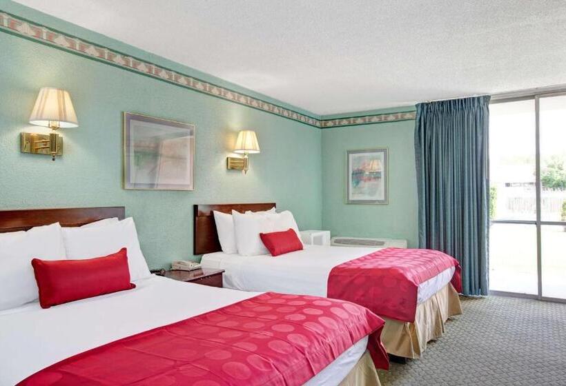 스탠다드 룸, Ramada By Wyndham Parsippany