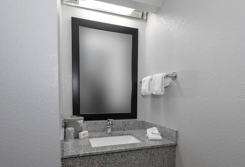 Номер Deluxe, Red Roof Inn Danville, Pa