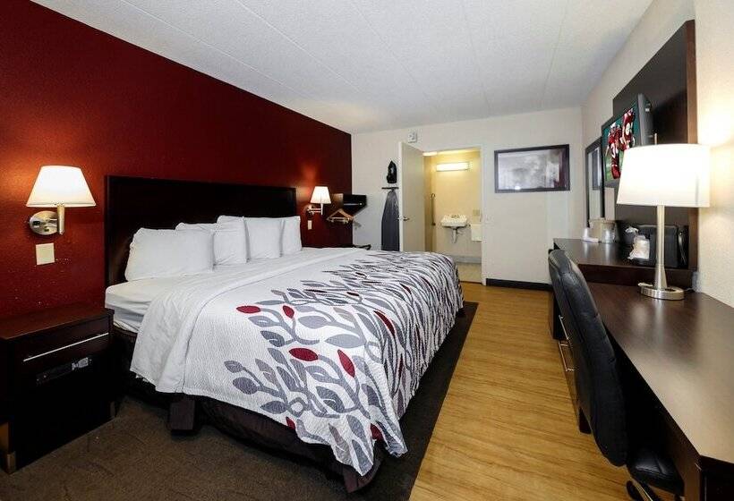 Номер Deluxe, Red Roof Inn Detroit  Troy