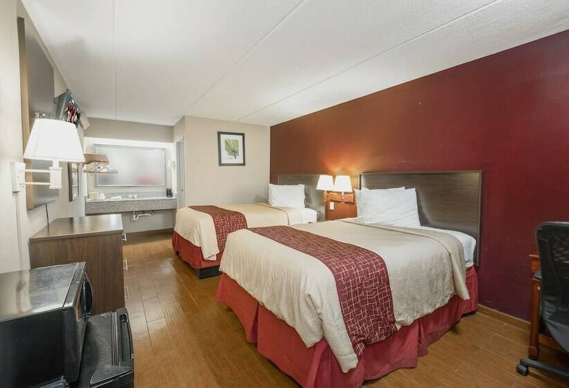 Номер Deluxe, Red Roof Inn Jackson Downtown  Fairgrounds