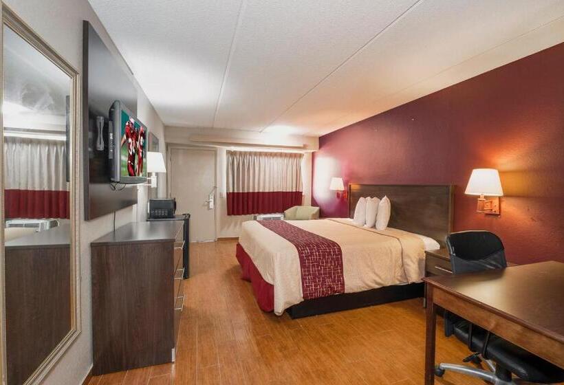 Номер Superior Кровать Кинг, Red Roof Inn Jackson Downtown  Fairgrounds