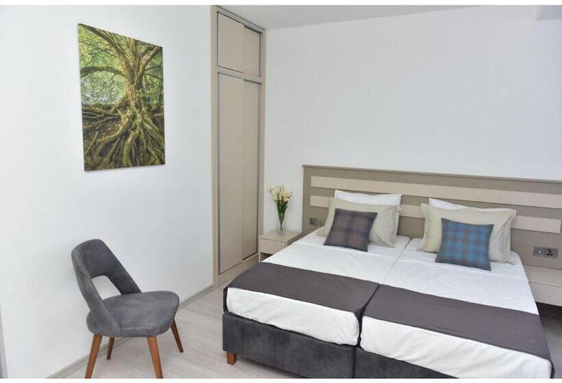 اتاق استاندارد با بالکن, Alya Rooms