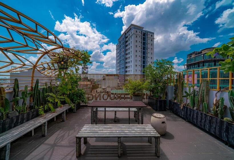 اتاق استاندارد با چشم‌انداز باغ, Cactusland Boutique