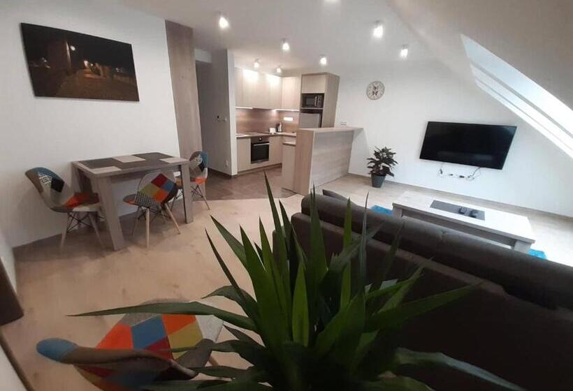 جناح, Apartmány Viecha