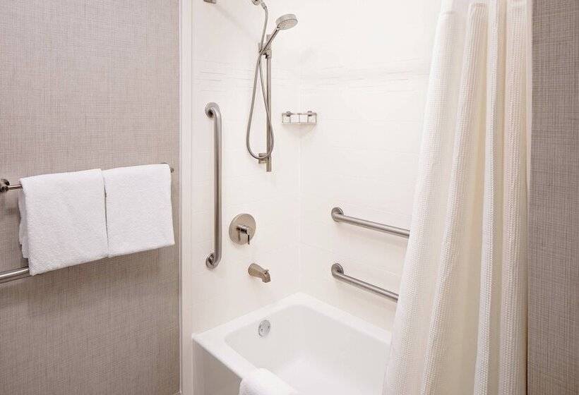 침실 2개 스위트, Residence Inn Arlington