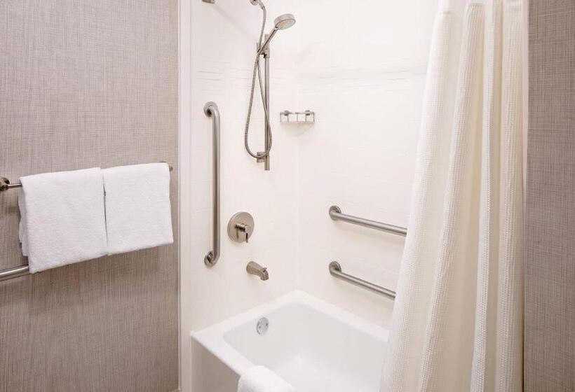 침실 2개 스위트, Residence Inn Arlington