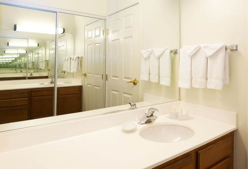 带双人床的标准工作室, Residence Inn Palm Desert