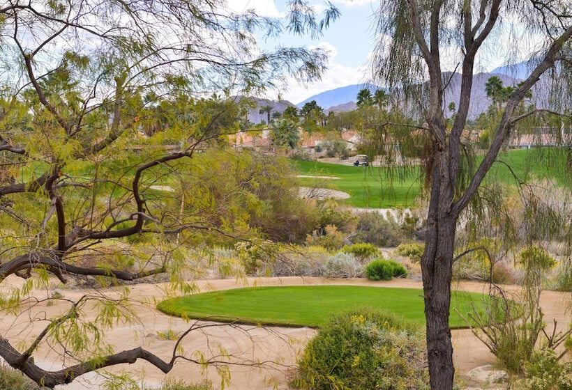 带双人床的标准工作室, Residence Inn Palm Desert