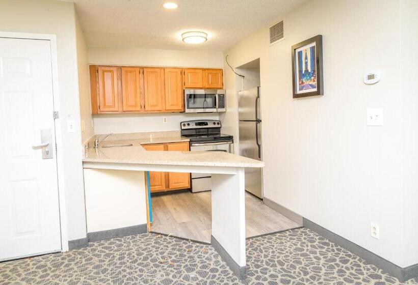 Люкс Повышенной Комфортности, Philadelphia Suites At Airport   An Extended Stay