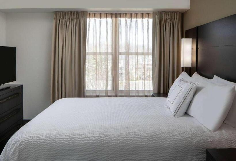스위트, Sonesta Es Suites Fairfax Fair Lakes