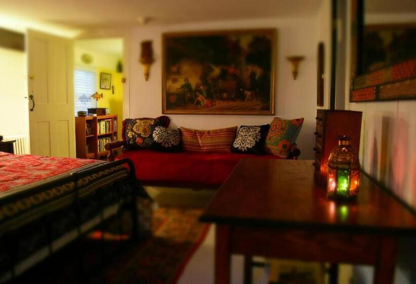 Номер Стандарт Совместная Ванная, Daniels House Inn