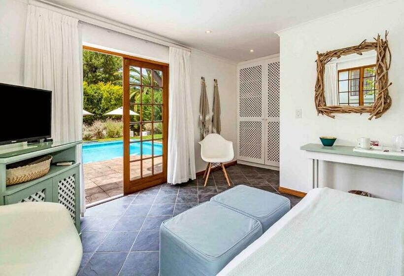 Номер Deluxe, La Bonne Auberge