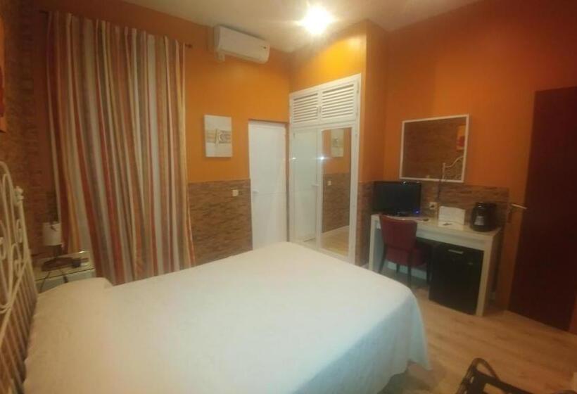 اتاق استاندارد, Hostal Paris