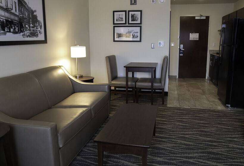 스위트, Cobblestone Hotel & Suites   Two Rivers