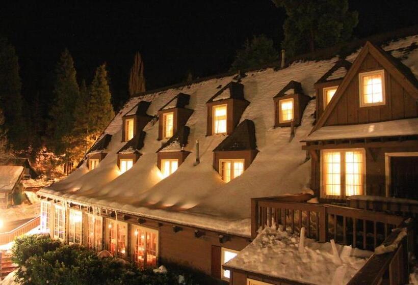 스탠다드 룸, Saddleback Inn At Lake Arrowhead