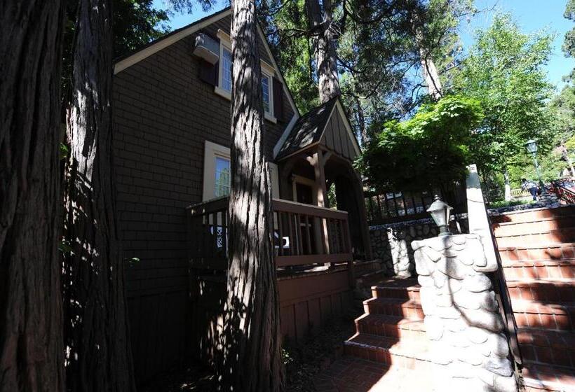 스위트 킹사이즈 침대, Saddleback Inn At Lake Arrowhead