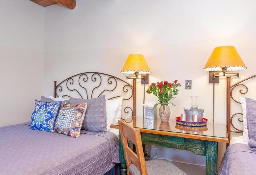 スタンダードインサイドビュールーム, Santa Fe Motel & Inn