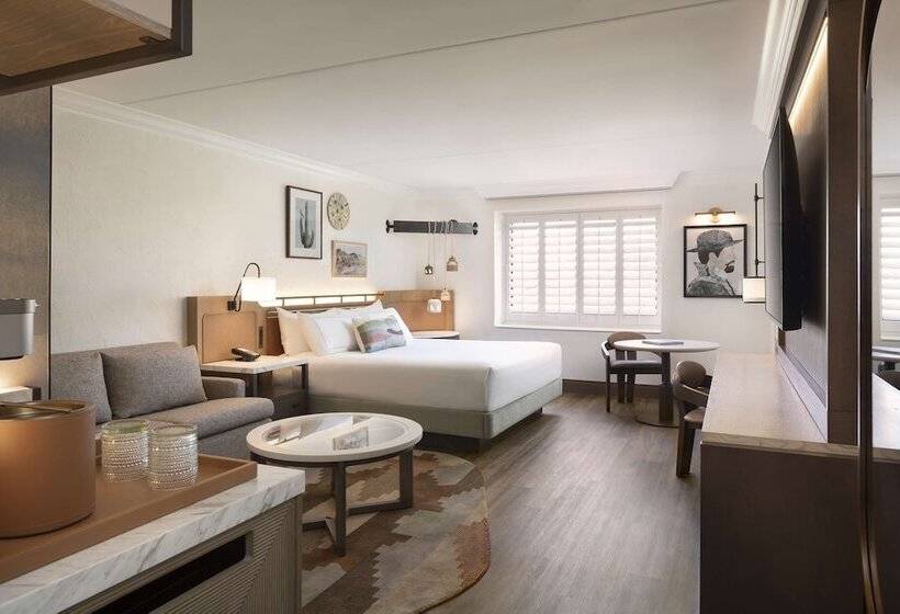 Президентский Люкс, The Scottsdale Resort & Spa, Curio Collection By Hilton