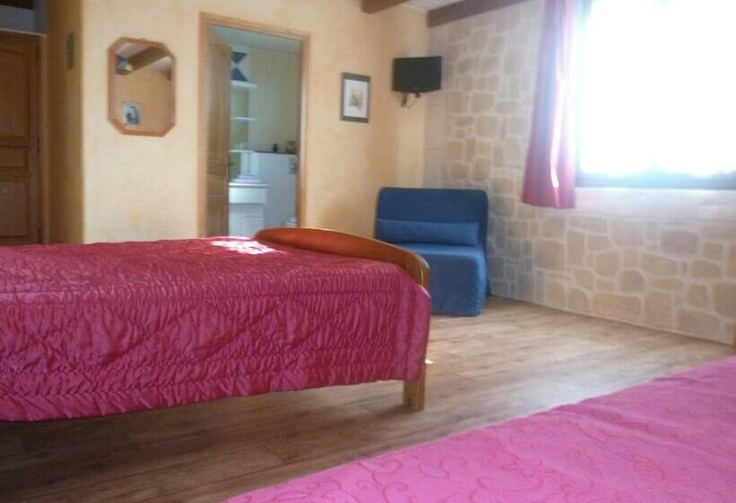 Четырехместный Номер Стандарт, Auberge Les Volpilières