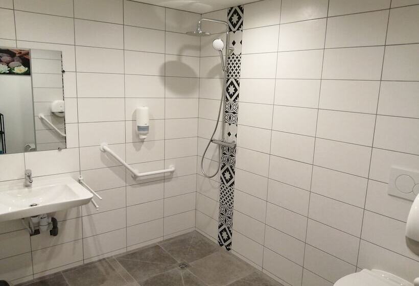 Семейное Студио, Hôtel Les Jardins Dunkerque Center