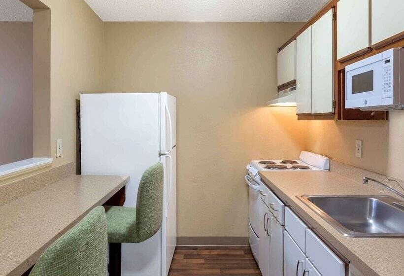 Студия Deluxe, Extended Stay America Suites  Raleigh  North Raleigh  Wake Towne Dr