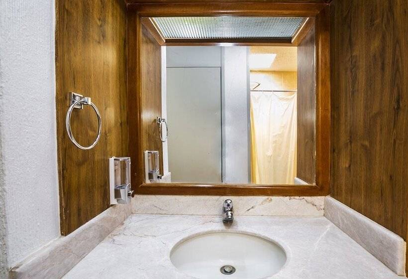 Quarto Superior, Capital O Hotel Casa Blanca, Morelia