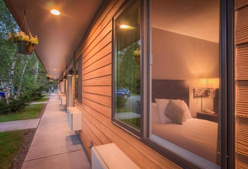 Номер Superior Кровать Кинг, Sun & Ski Inn And Suites