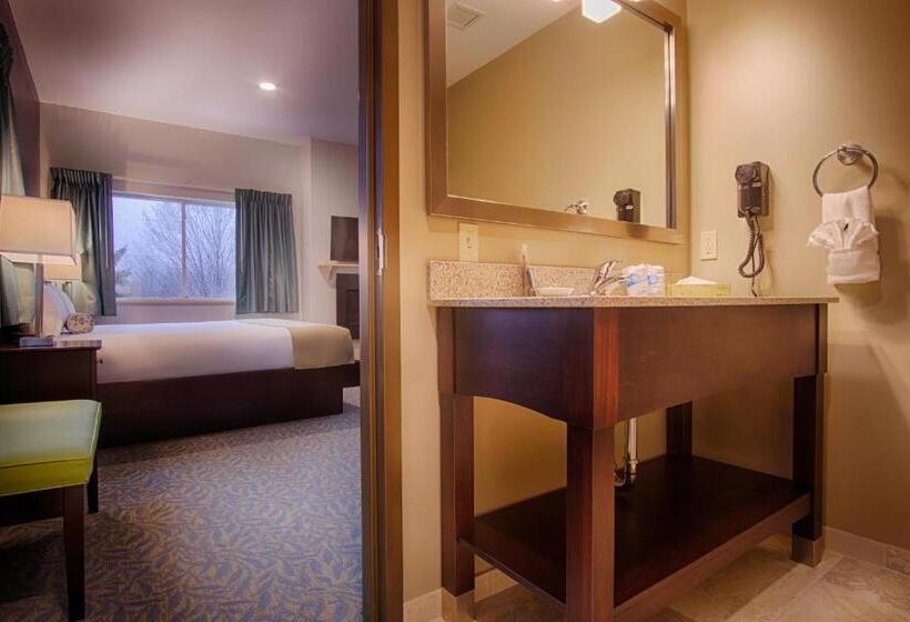 Люкс Повышенной Комфортности, Sun & Ski Inn And Suites