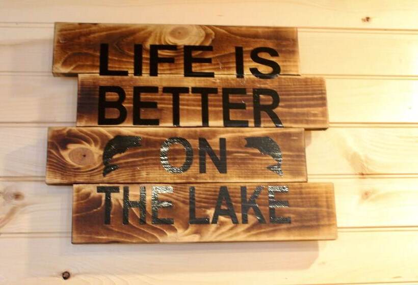 Люкс, The Sundowner On Lake George