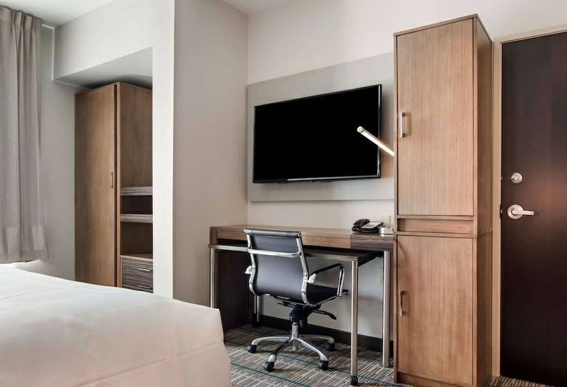스위트, Mainstay Suites East Camden