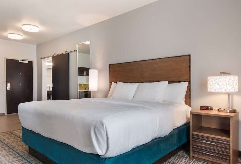 스위트, Mainstay Suites East Camden