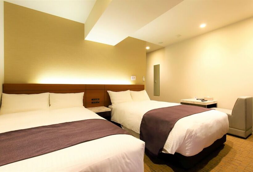 Quarto Estandar, Luxcare