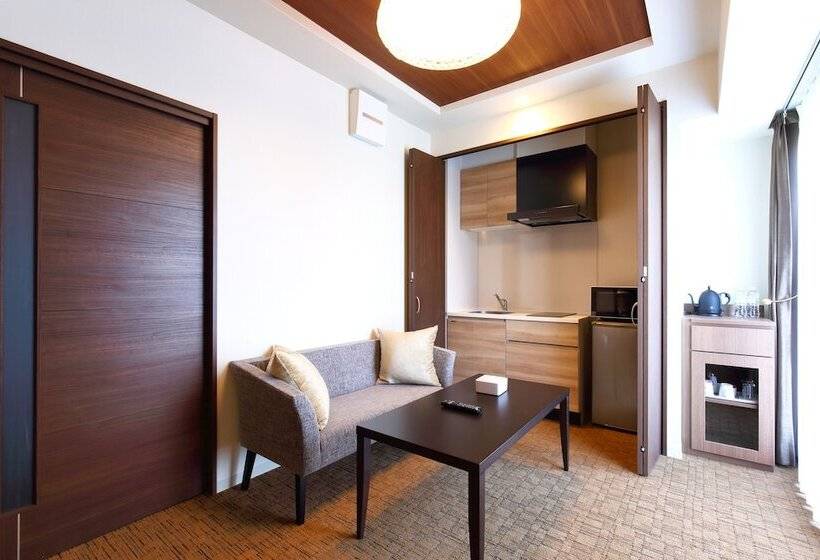 Quarto Deluxe, Luxcare