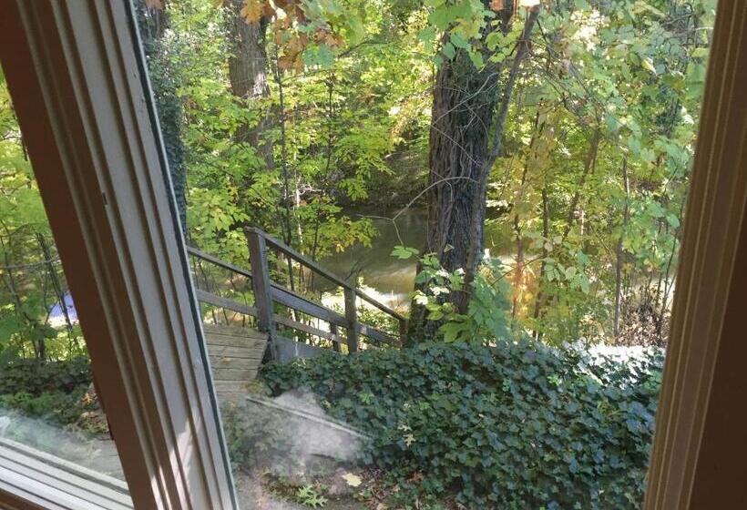Дом 4 Спальни, Goldberry Woods
