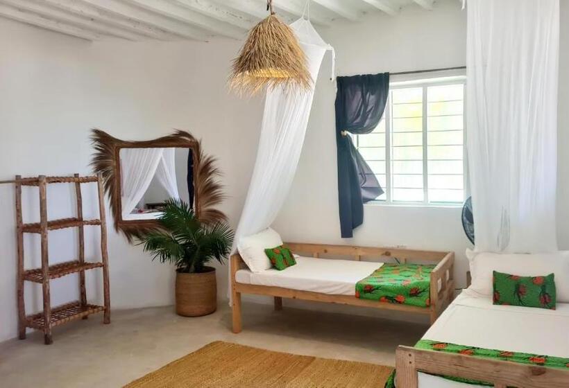 Семейный Номер Вид на Море, Garden Beach Bungalows Jambiani