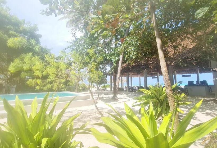 Семейный Номер Вид на Море, Garden Beach Bungalows Jambiani