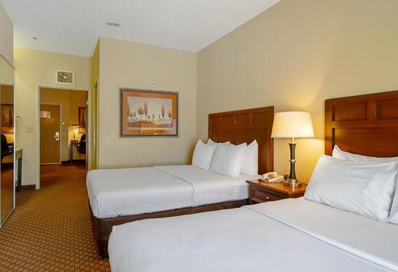 Люкс, Quality Suites San Antonio Northeast