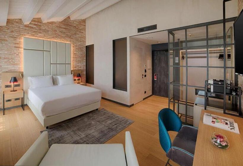 Люкс Дюплекс, NH Collection Murano Villa