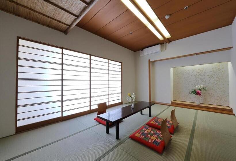 Семейный Номер, Garden Hotel Shiunkaku Higashimatsuyama