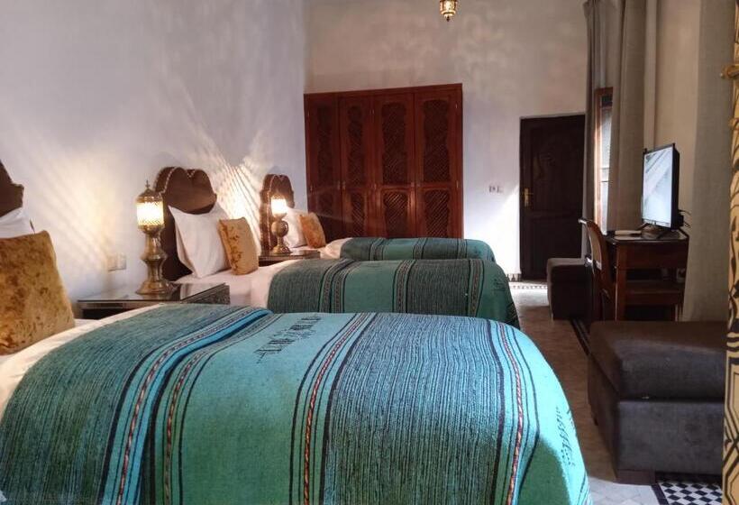 标准三人间, Riad Meyssane Fès
