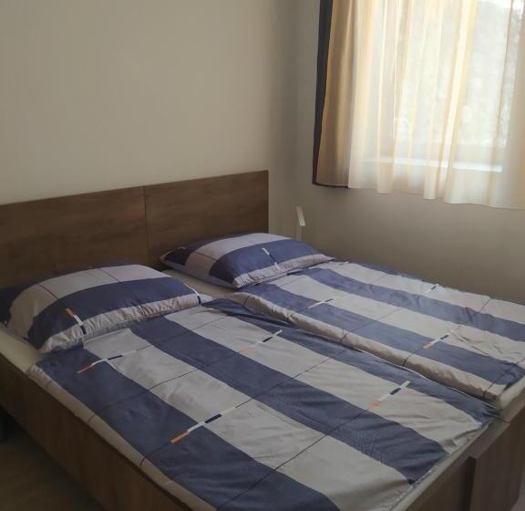 Номер Deluxe, Kolpingház Pécs