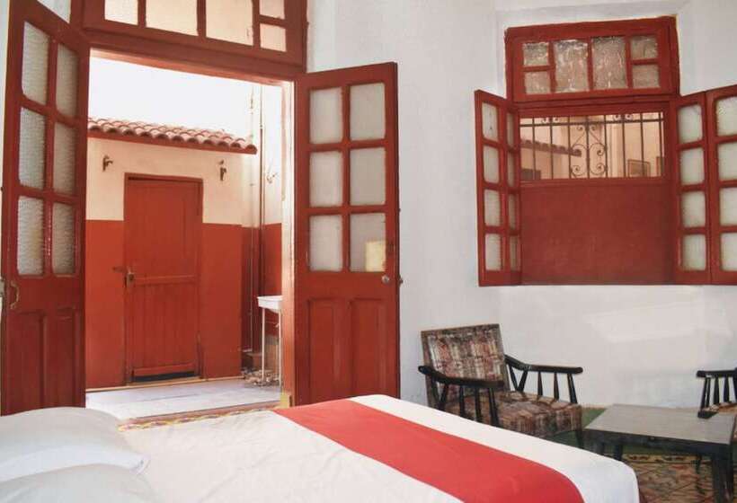 Quarto Deluxe, Margarita