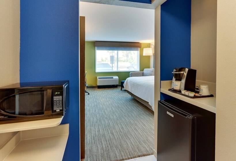 标准间, Holiday Inn Express & Suites   Roanoke – Civic Center