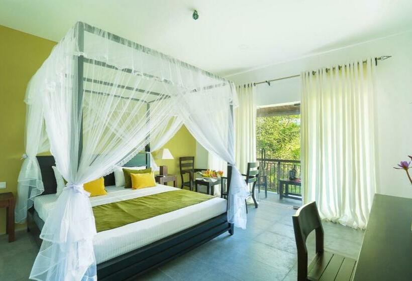 带阳台的豪华间, Tropical Life Resort And Spa